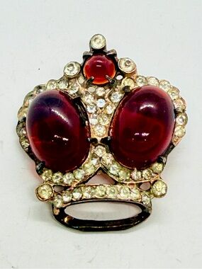 Vintage 40s Sterling Silver Red Jelly Belly Cabochon Rhinestone Crown Brooch Pin